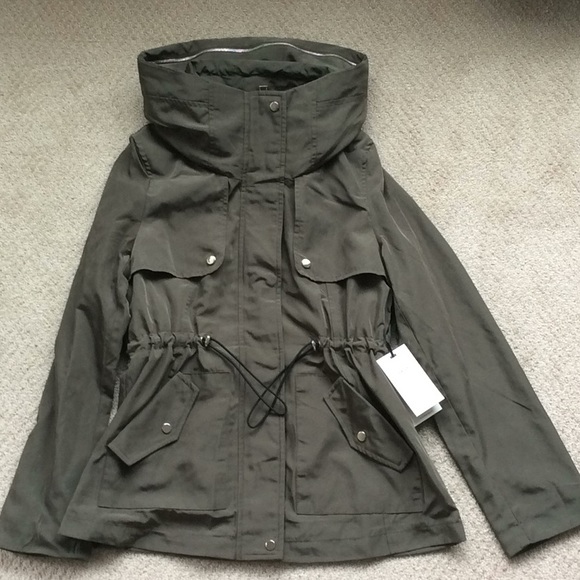 New with tag! Anorak jacket with optional hood. - Picture 2 of 4